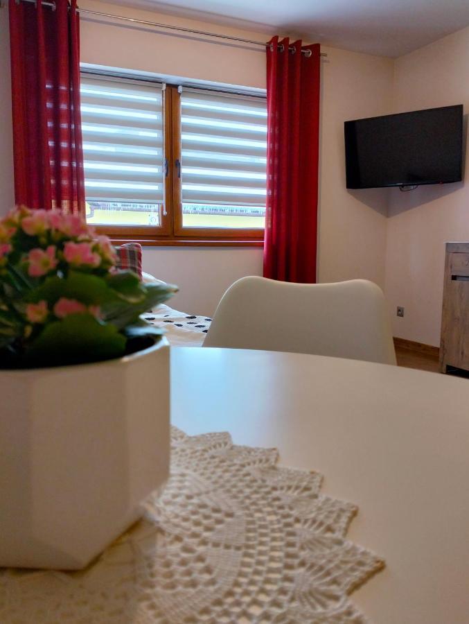 Apartament Debowy Apartamenty/pokoje *